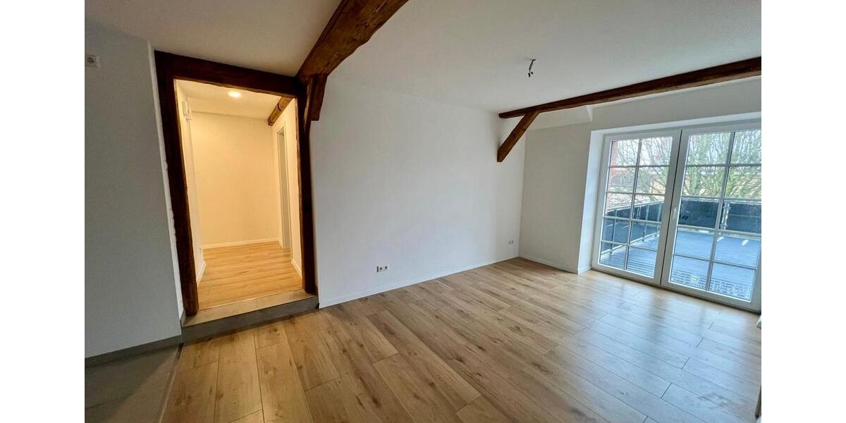 Dachgeschoßwohnung Schkeuditz - 3 Zimmer, 124 m&sup2;, 1.302&euro; | Angebot:25414642