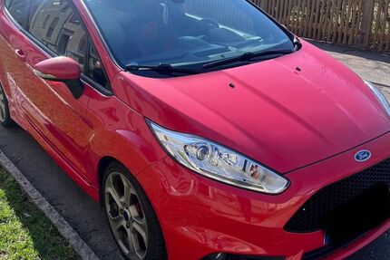 Ford Fiesta 69.000 km 12.500 &euro; Glauchau 08371
