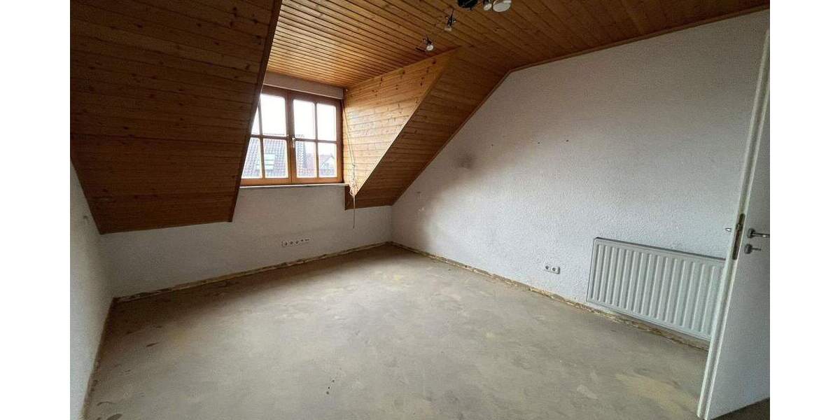Doppelhaushälfte Stegaurach - 5 Zimmer, 126 m&sup2;, 595.000&euro; | Angebot:25879720