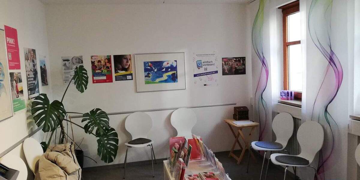 Gewerbeobjekt Weiden in der Oberpfalz Weiden - 9 Zimmer, 242 m&sup2;, 190.000&euro; | Angebot:25663730