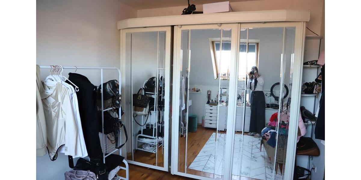 Dachgeschoßwohnung Oberkirch - 3.5 Zimmer, 93 m&sup2;, 200.000&euro; | Angebot:26591810