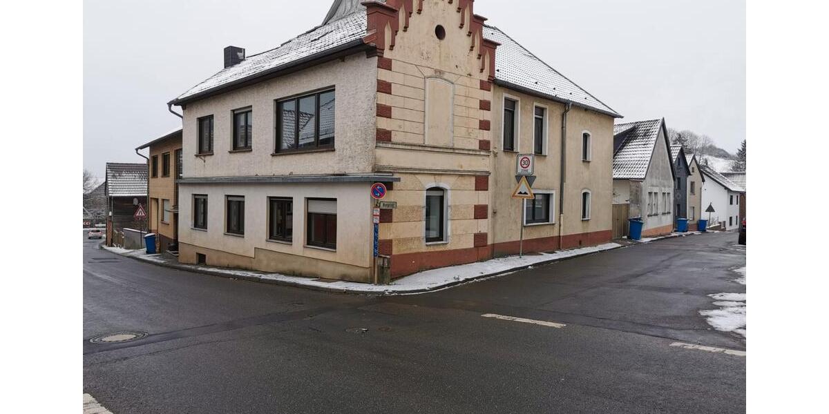 Erdgeschoßwohnung Mechernich - 3.5 Zimmer, 113 m&sup2;, 900&euro; | Angebot:26113439