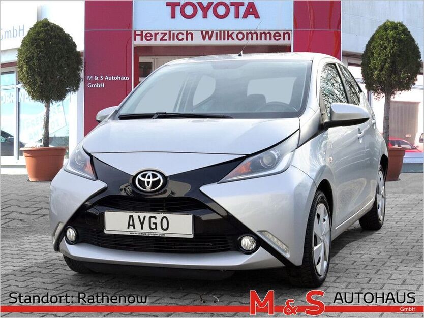 Aygo (X)
