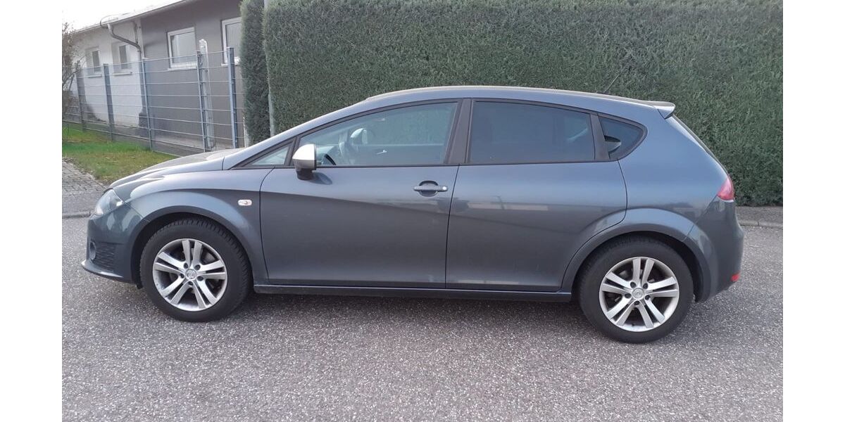 Seat Leon 109.000 km 6.799 &euro; Dürrn 75248