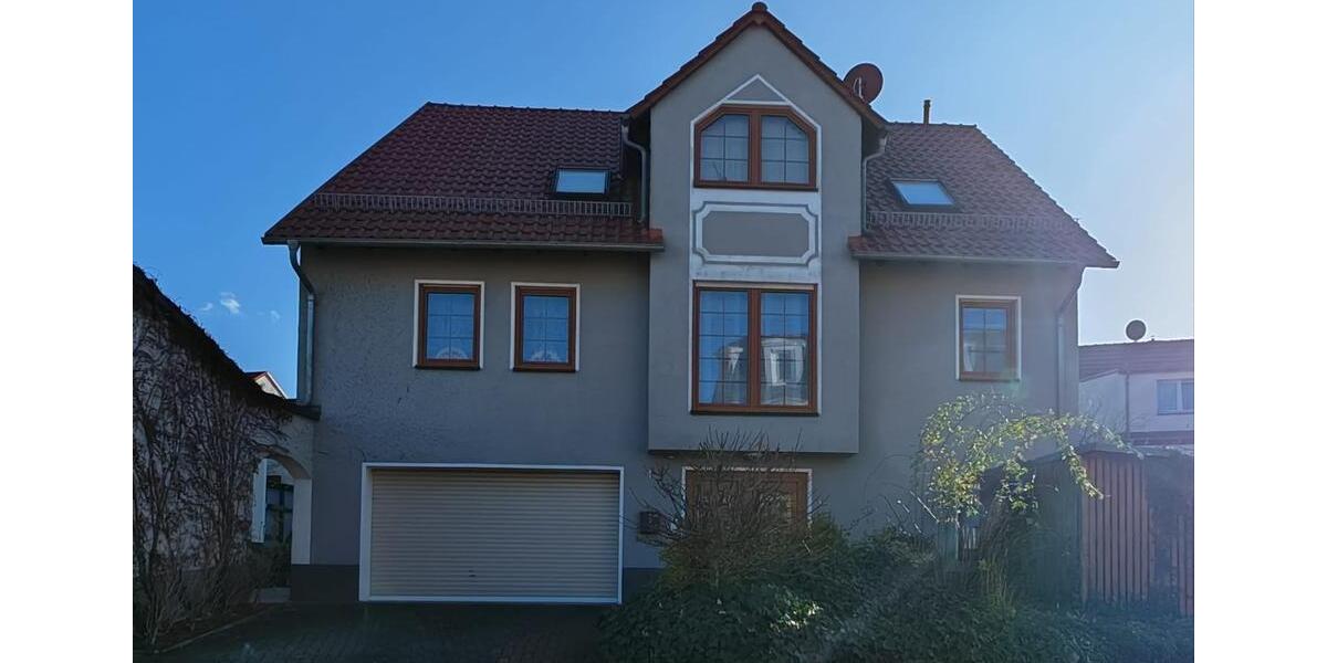 Einfamilienhaus Bad Lausick - 4 Zimmer, 143 m&sup2;, 1.400&euro; | Angebot:26091223