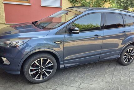 Ford Kuga 85.000 km 12.500 &euro; Winklarn 92559