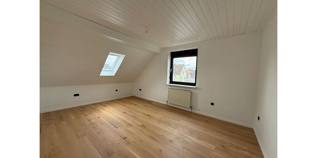 Ruhig & zentral: Helle 5-ZKBF mit Terrasse & Keller Bäder NEU - Etagenwohnung Pfungstadt | Angebot:26553637
