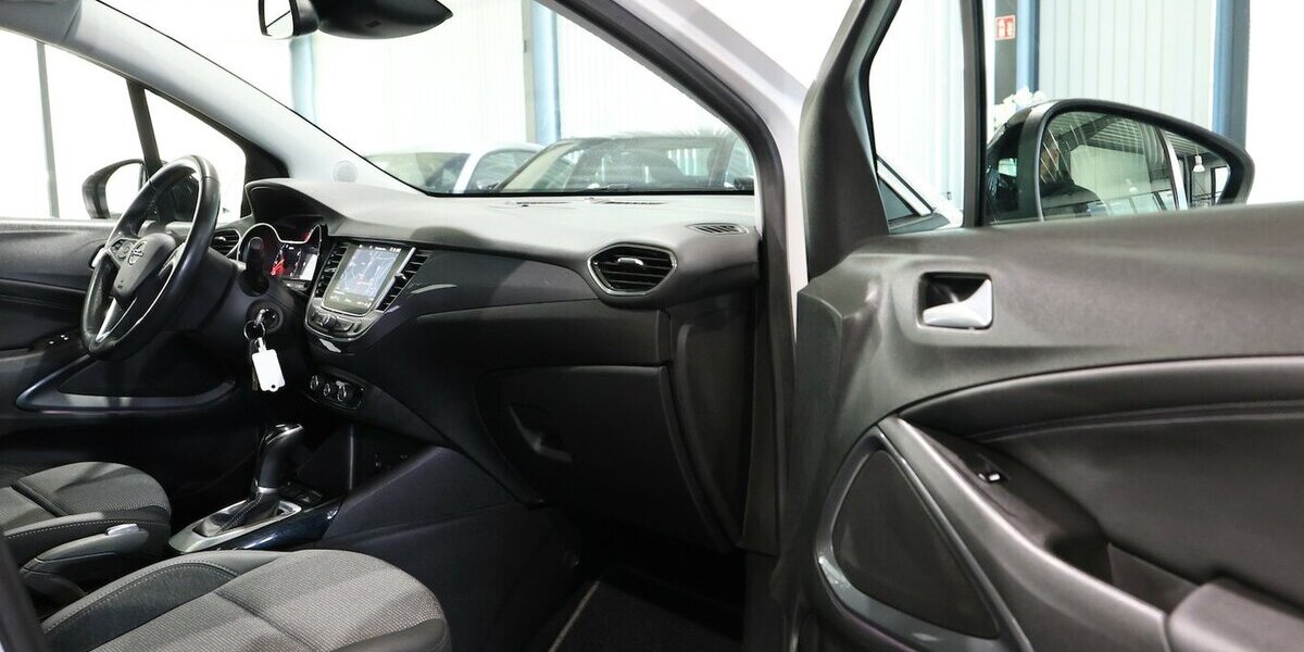 Opel Crossland 1.5 D BUSINESS ELEGANCE / LED / LEDER 127.000 km 12.777 &euro; Hamm 59077