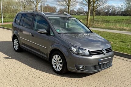 VW Touran 198.400 km 11.900 &euro; Diepholz 49356