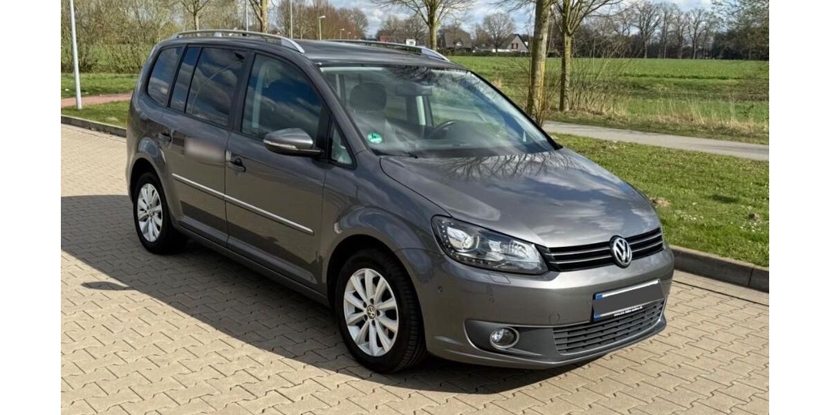 VW Touran 198.400 km 11.900 &euro; Diepholz 49356
