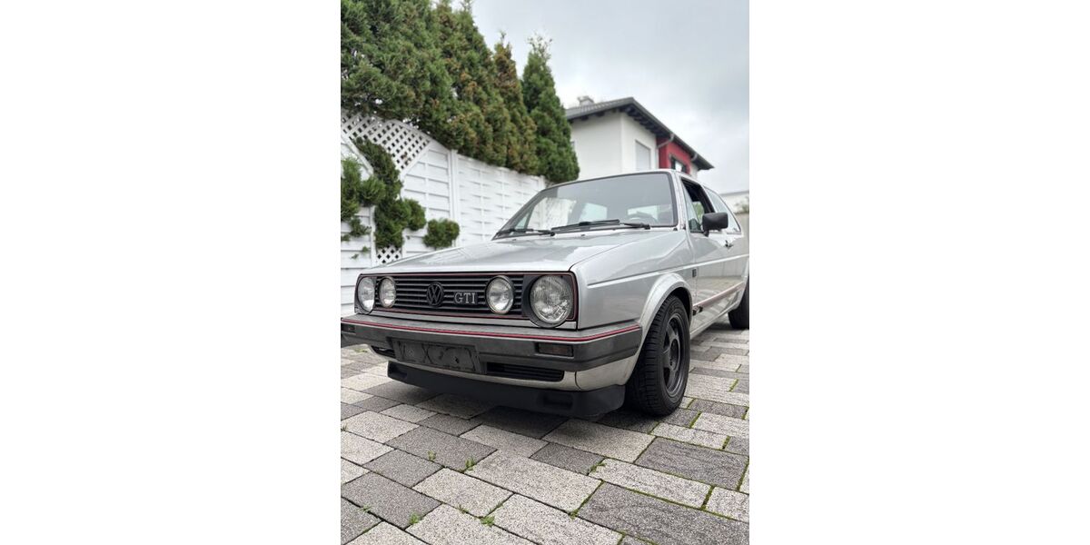 VW Golf 180.772 km 5.599 &euro; Senden 89250