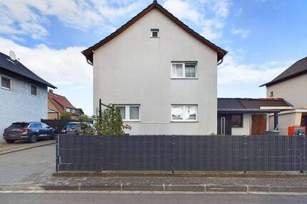 Modern und einzugsbereit: Einfamilienhaus in Peine, saniert 2013