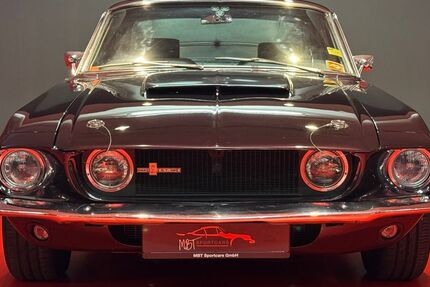 Ford Mustang 5.801 km 124.900 € München 80538