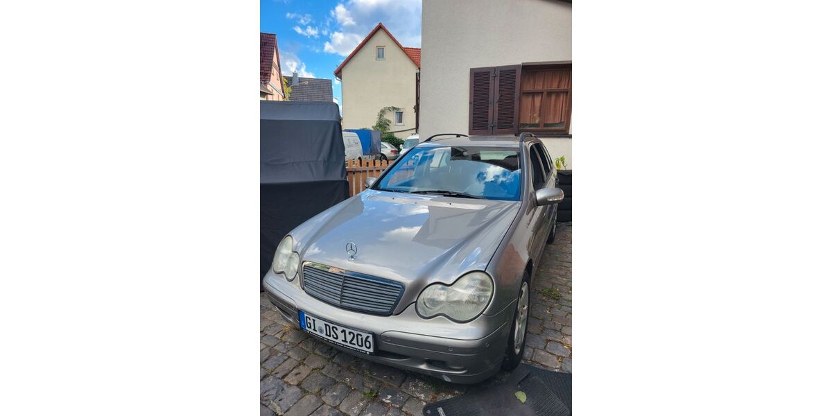 Mercedes-Benz C 180 212.000 km 2.500 &euro; Reiskirchen 35447