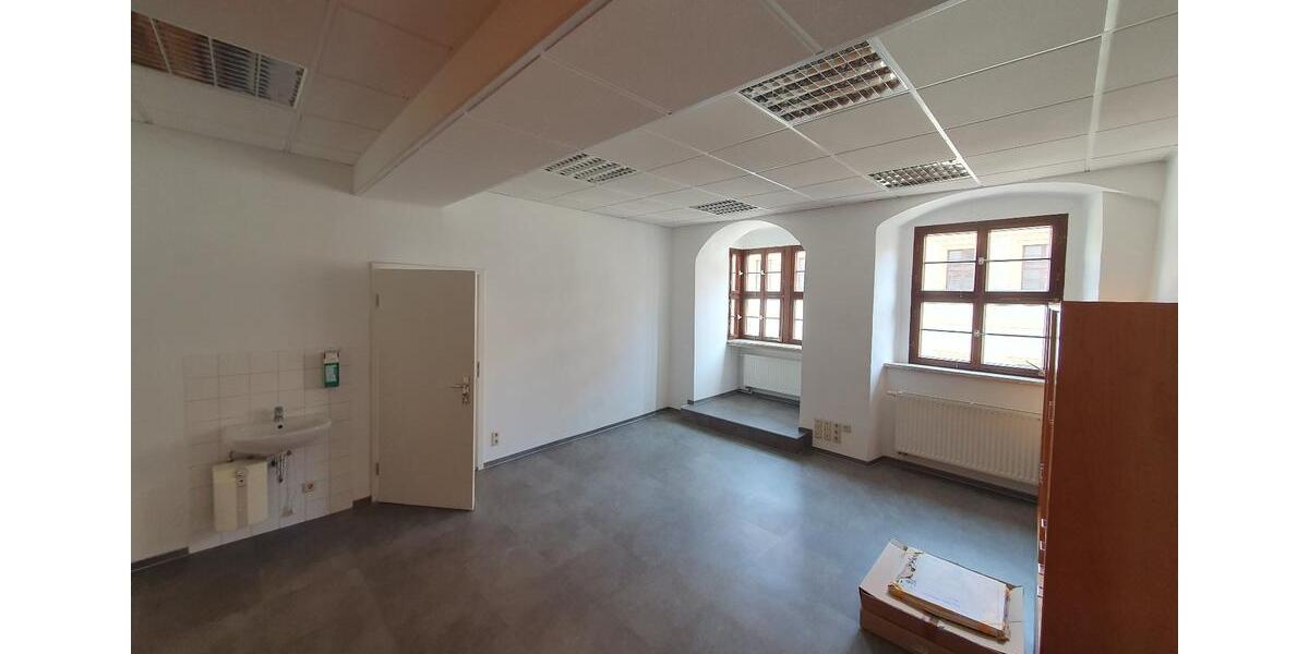 Gewerbeobjekt Freiberg - 1.350&euro; | Angebot:26135185