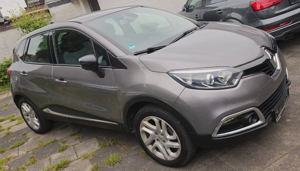 Renault Captur 165.000 km 7.999 &euro; Dinslaken 46537