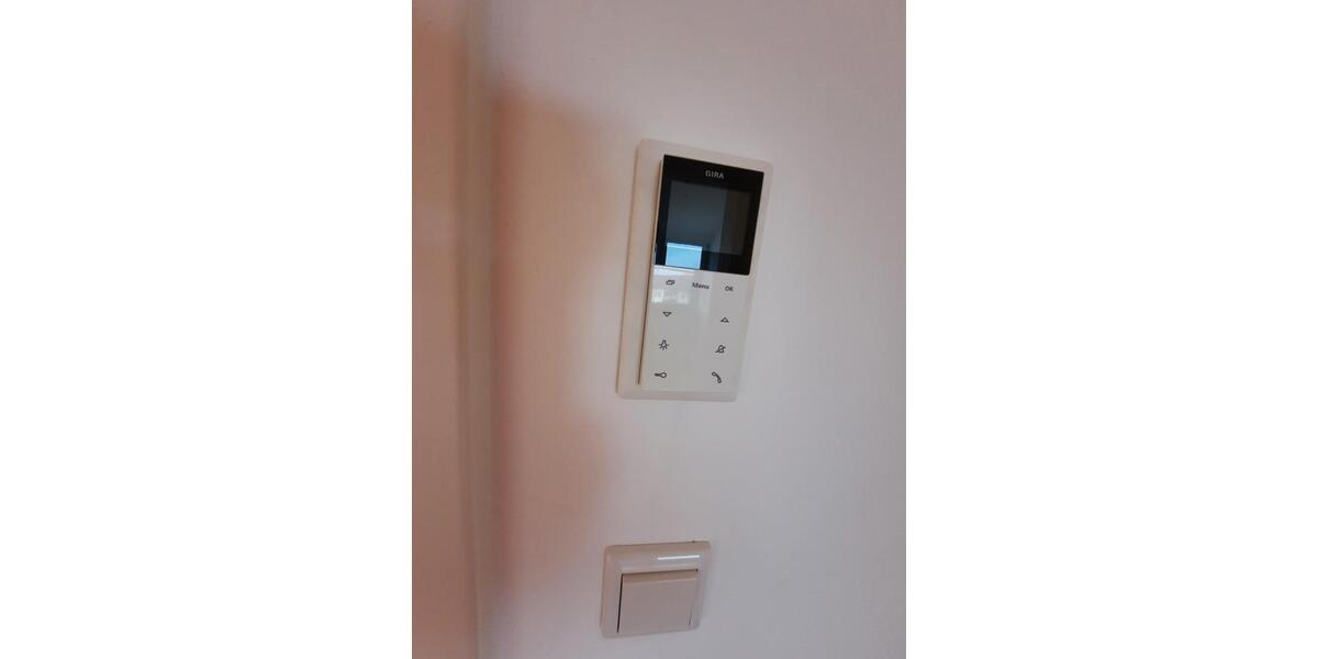 Dachgeschoßwohnung Ingolstadt - 2.5 Zimmer, 93 m&sup2;, 1.350&euro; | Angebot:26321371