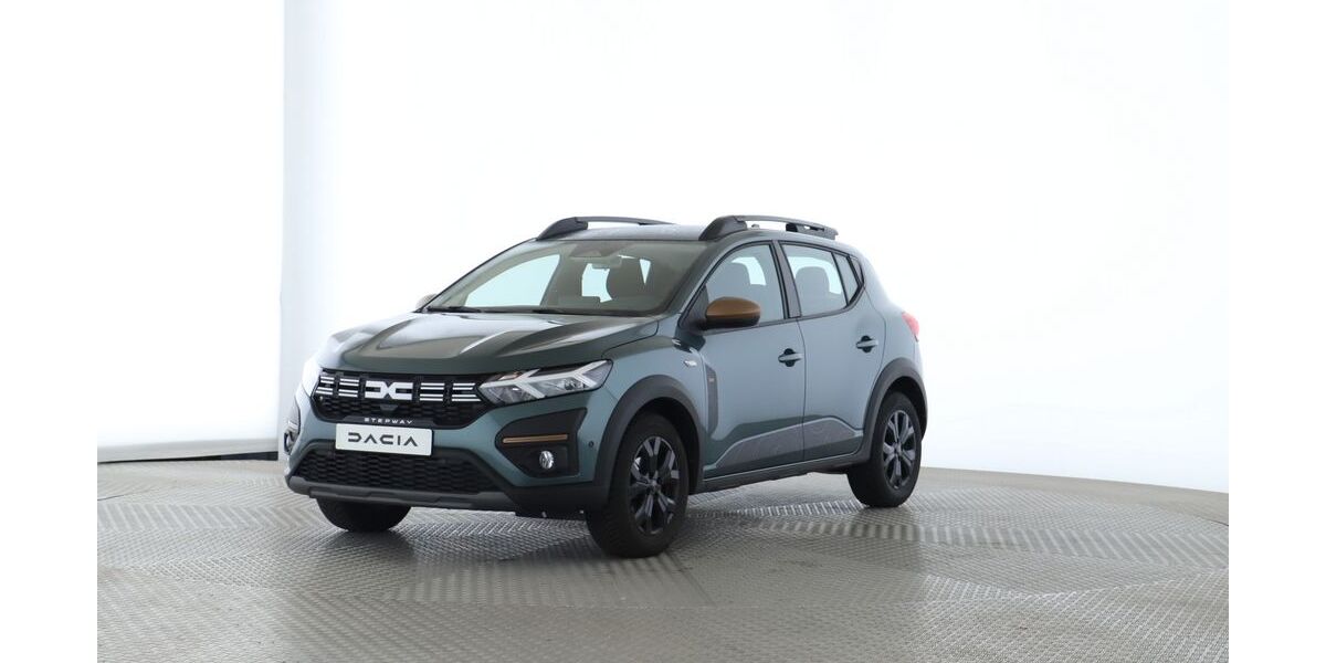 Dacia Sandero 8.882 km 17.990 &euro; Hamburg 22763