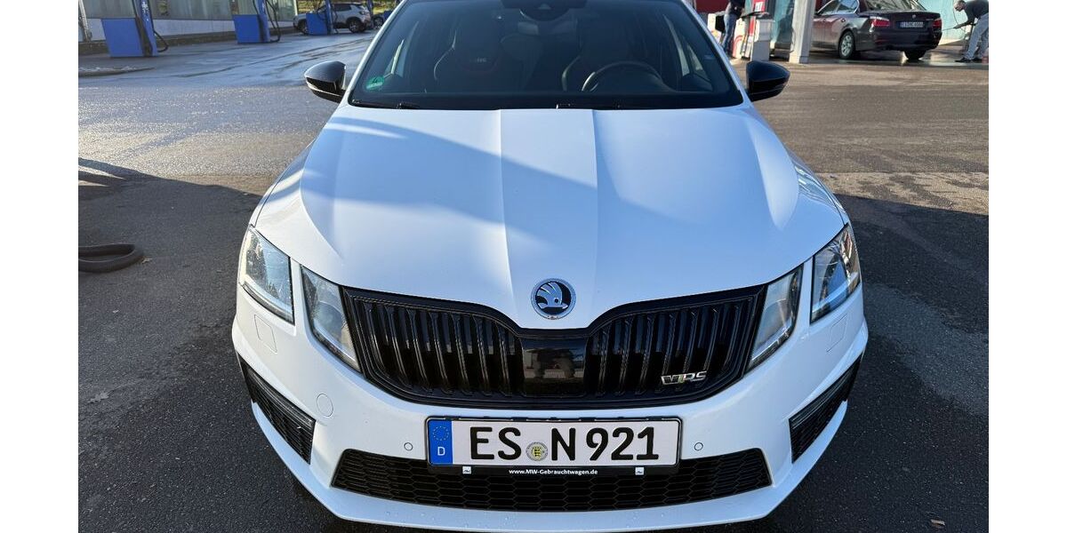 Skoda Octavia 88.000 km 22.399 &euro; Neuhausen auf den Fildern 73765
