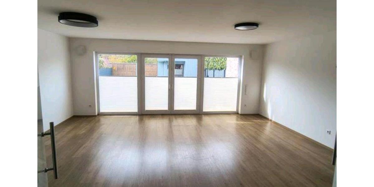 Doppelhaushälfte Meerbusch - 5.5 Zimmer, 157 m&sup2;, 3.200&euro; | Angebot:26329601