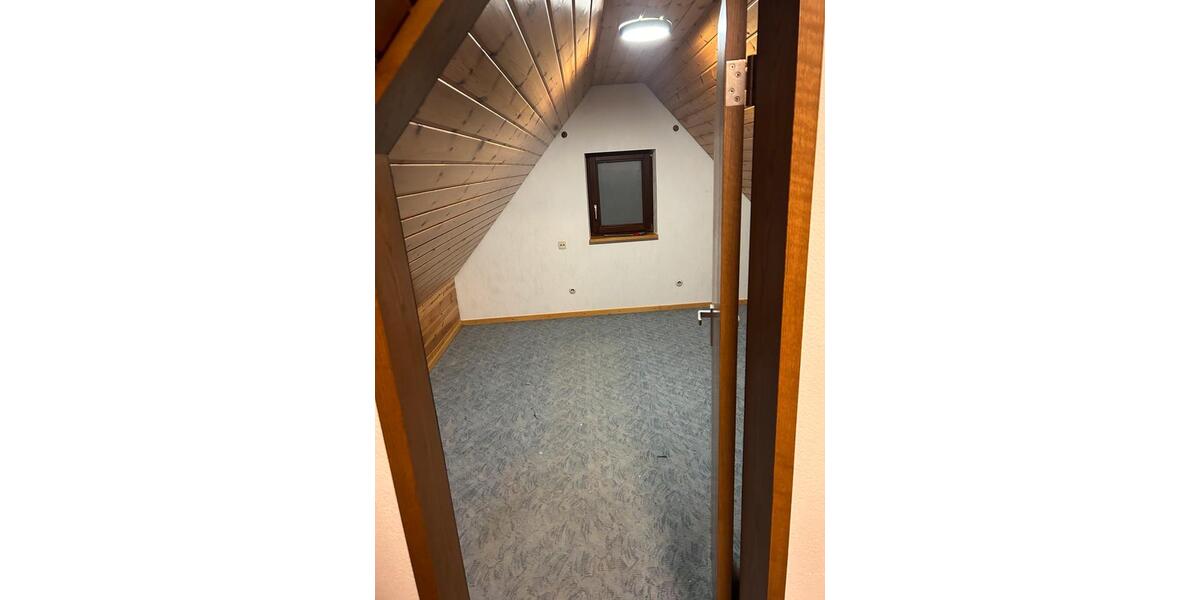 Wohnung 90 m2, in Gerhausen zu Vermieten 1 zimmer