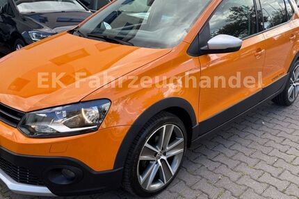 VW Polo 153.221 km 6.599 &euro; Emleben 99869