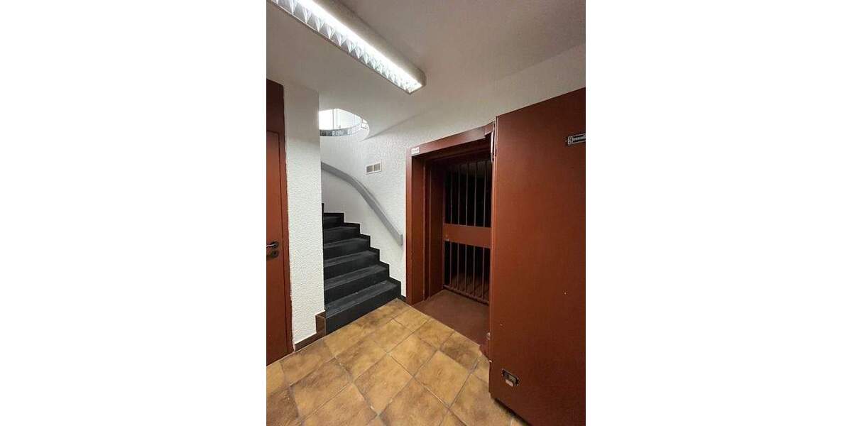 Gewerbeobjekt Ulm Einsingen - 1 Zimmer, 358 m&sup2;, 3.340&euro; | Angebot:25736643