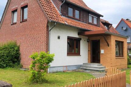 Haus Südheide - 7 Zimmer, 144 m&sup2;, 1.290&euro; | Angebot:25803232