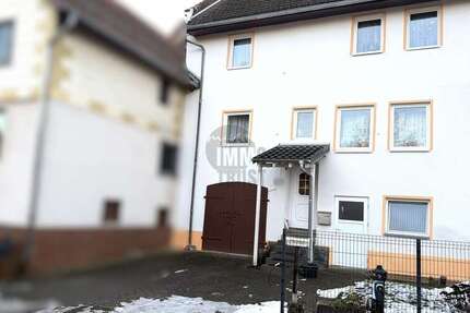 Haus Rotenburg an der Fulda / Seifertshausen Seifertshausen - 5 Zimmer, 150 m&sup2;, 79.000&euro; | Angebot:25239486