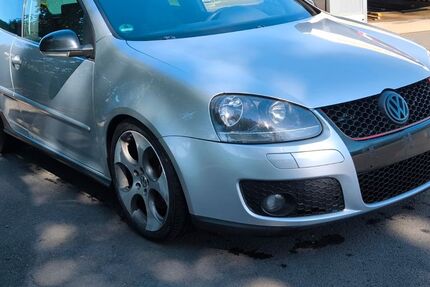 VW Golf 202.340 km 5.990 &euro; Straßenhaus 56587