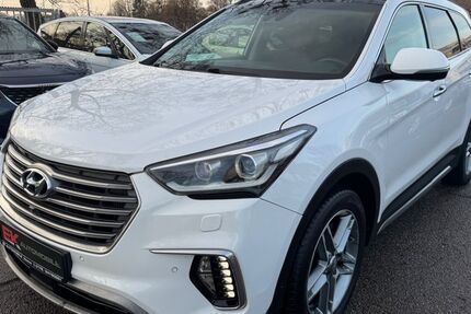 Hyundai Grand Santa Fe 105.200 km 21.900 &euro; München 81243