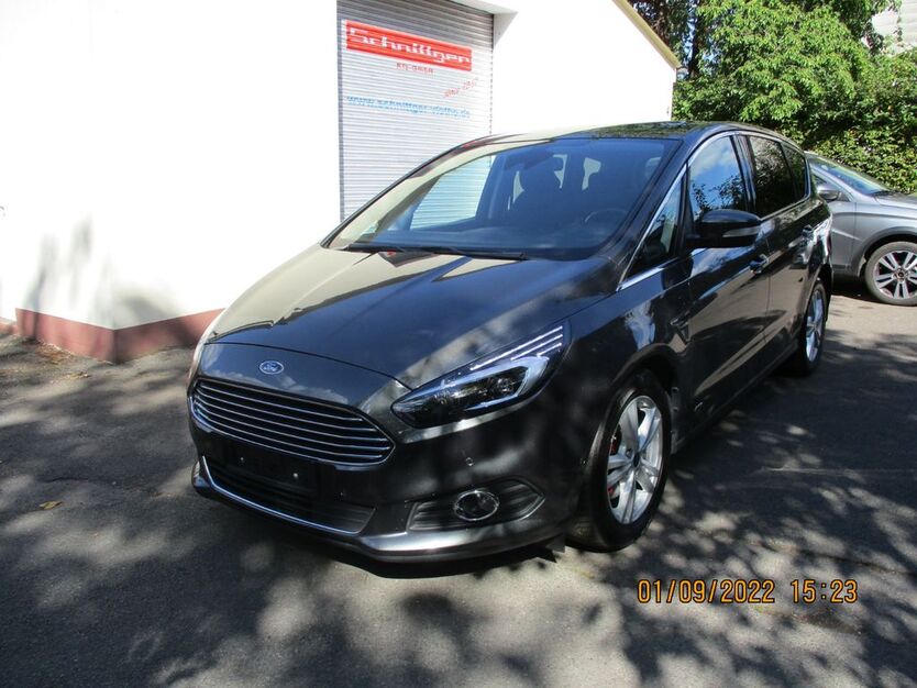 Ford S-Max 196.400 km 12.400 € Vlotho 32602