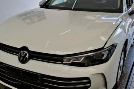 VW Passat 30.051 km 28.489 &euro; Weida 07570