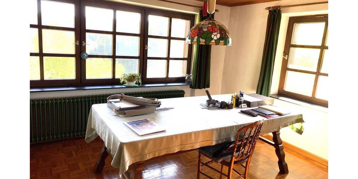 Einfamilienhaus Bonndorf im Schwarzwald Brunnadern - 8 Zimmer, 181 m&sup2;, 450.000&euro; | Angebot:26379865