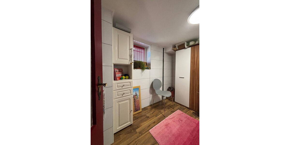 Einfamilienhaus Korbach - 9 Zimmer, 115 m&sup2;, 269.000&euro; | Angebot:26389910