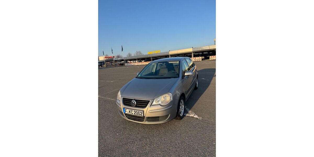 VW Polo 156.000 km 2.700 &euro; Frankfurt am Main 65929