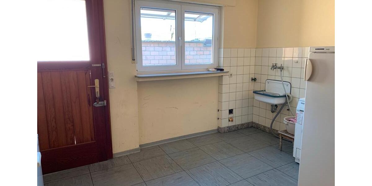 Einfamilienhaus Kröv - 12 Zimmer, 230 m&sup2;, 270.000&euro; | Angebot:26665782