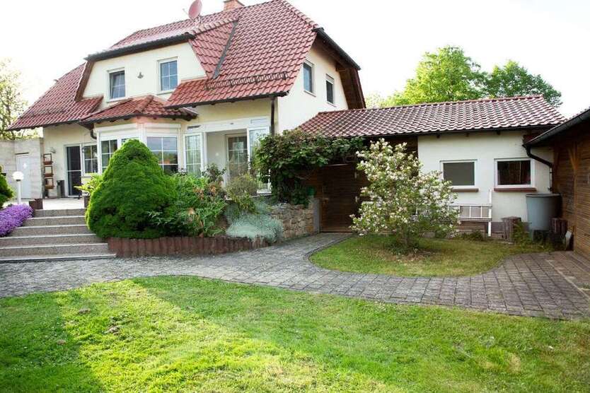 Haus zum Kaufen in Wehnde 389.000 € 129 m²