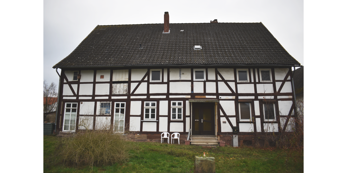 Haus zum Kaufen in Dassel 159.000 € 250 m² 9 zimmer