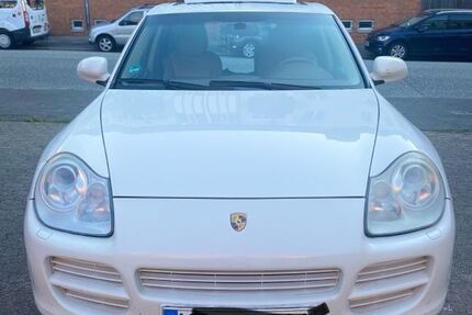 Porsche Cayenne 328.000 km 5.200 &euro; Neumünster 24536
