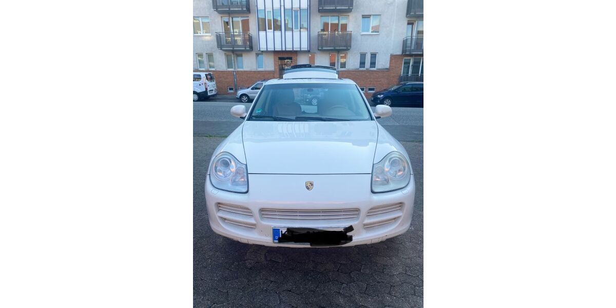 Porsche Cayenne 328.000 km 5.200 &euro; Neumünster 24536