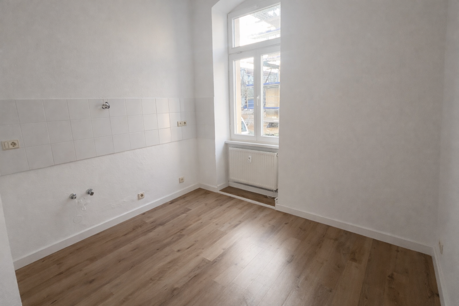 Etagenwohnung Dresden Löbtau - 4 Zimmer, 85 m&sup2;, 750&euro; | Angebot:25566425