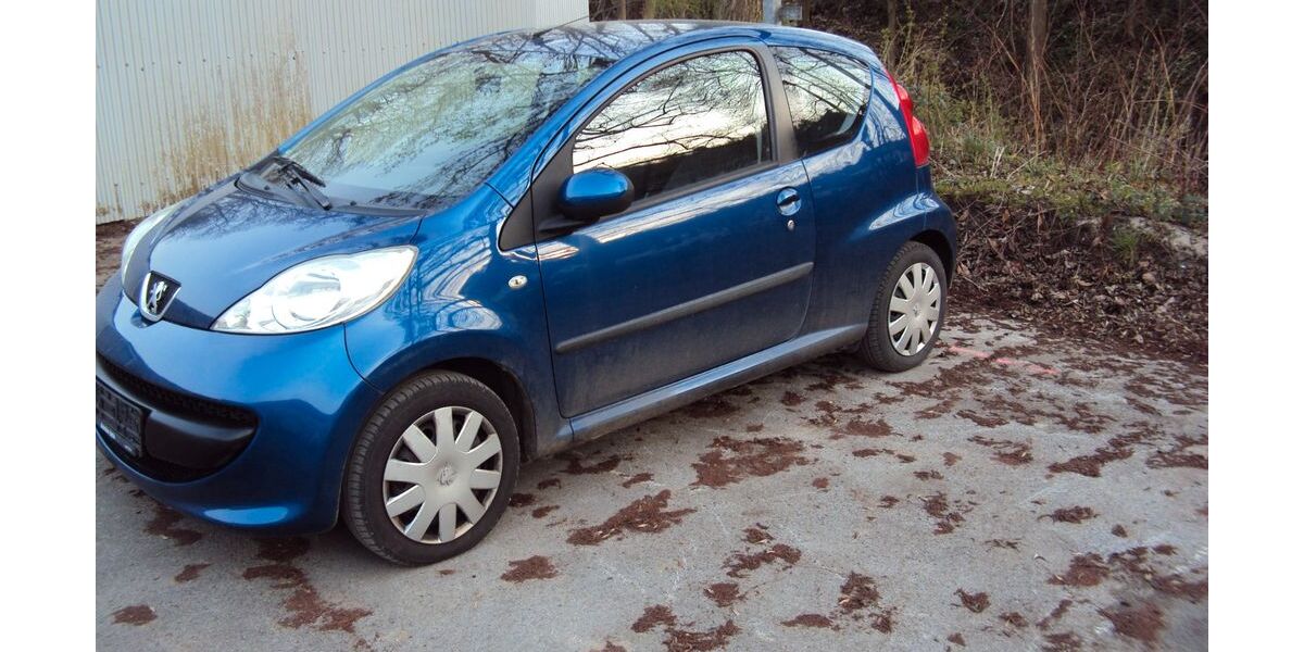Peugeot 107 104.000 km 1.990 &euro; Hagen 58091