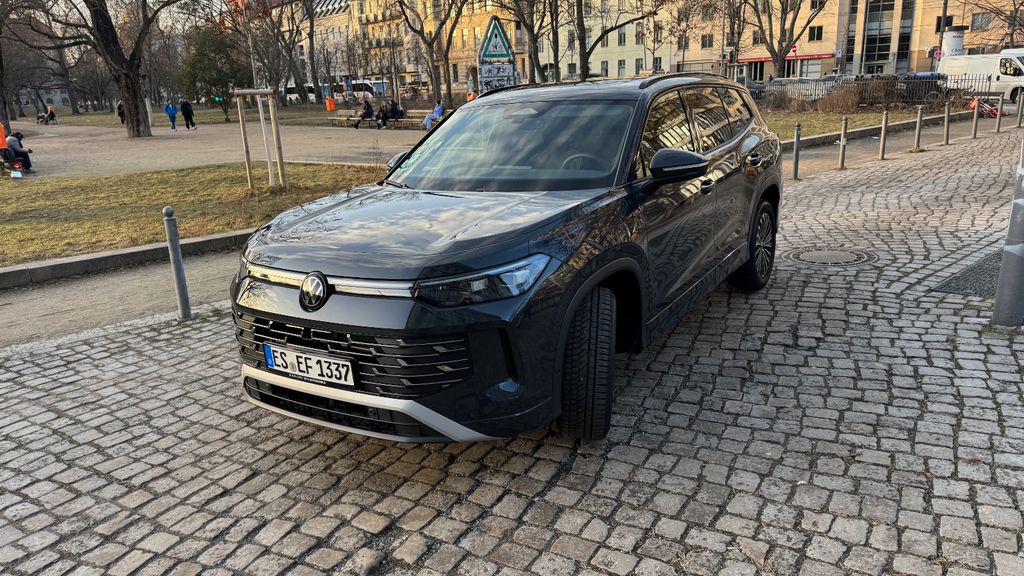 VW Tayron 3.500 km 51.100 &euro; Berlin 10178