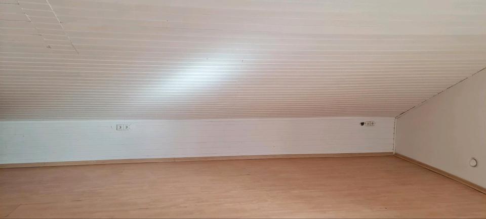 Dachgeschoßwohnung Dorfen - 2 Zimmer, 60 m&sup2;, 1.150&euro; | Angebot:25397694