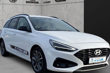 Hyundai i30 12.383 km 24.965 € Brandenburg an der Havel 14772