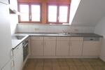 3 Zimmer Dachgeschoßwohnung, EBK, Bad, Gäste-WC, Stellplätze 3 zimmer