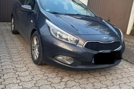 Kia Carens 232.000 km 6.000 &euro; Radevormwald 42477