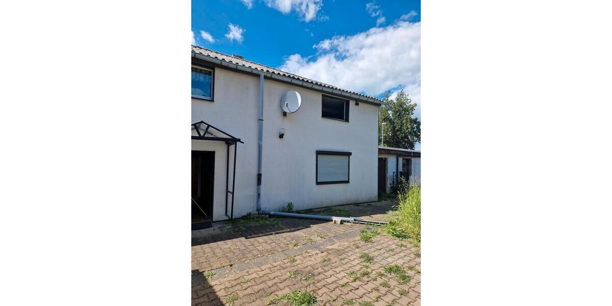 Einfamilienhaus Schkopau - 4 Zimmer, 94 m&sup2;, 75.000&euro; | Angebot:24852052