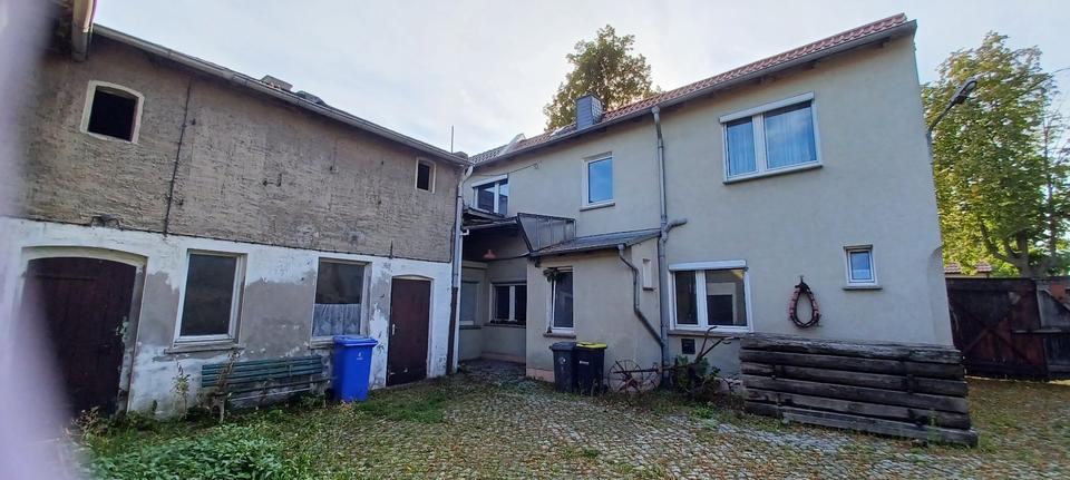 Einfamilienhaus Calbe (Saale) - 7 Zimmer, 130 m&sup2;, 55.000&euro; | Angebot:26808549